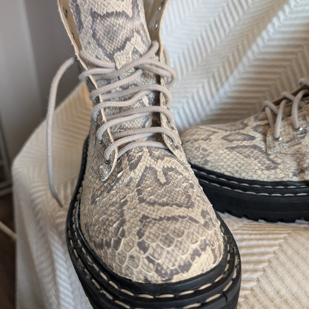 Black Suede X Caroline Stanbury Python Drea Lug Sole Combat Boots Womens 7 - 7.5 - Picture 4 of 12